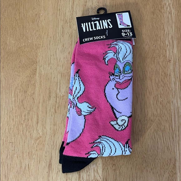 Disney Villains Pink and Black Crew Socks - Picture 1 of 1
